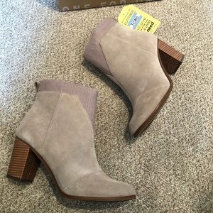 TOMS Lunata boot taupe suede